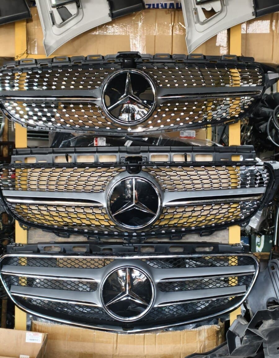 Radiator barmaqlığı Mercedes 211-212-205-213-204