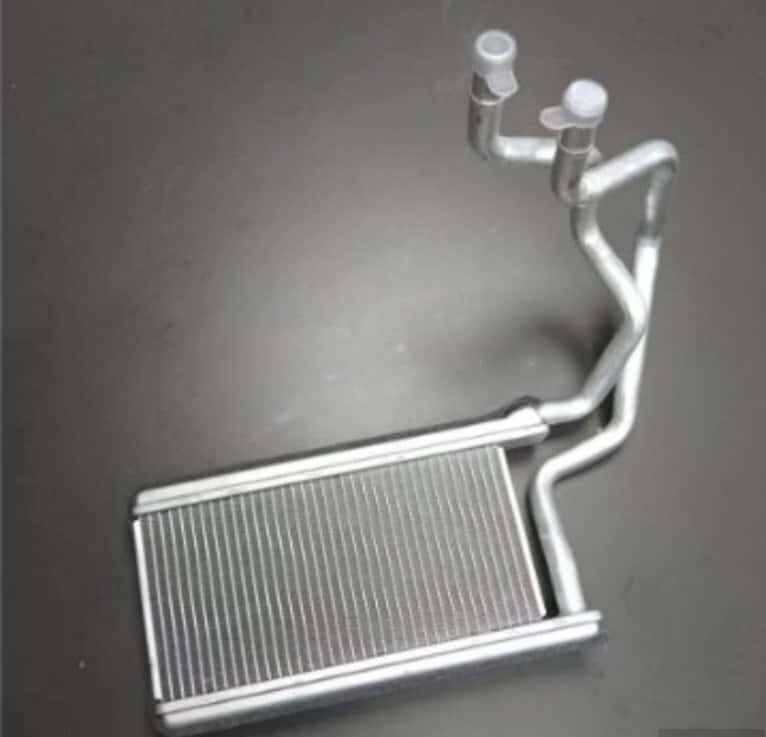 Peç radiatoru Mitsubishi L200 - Tenderyard