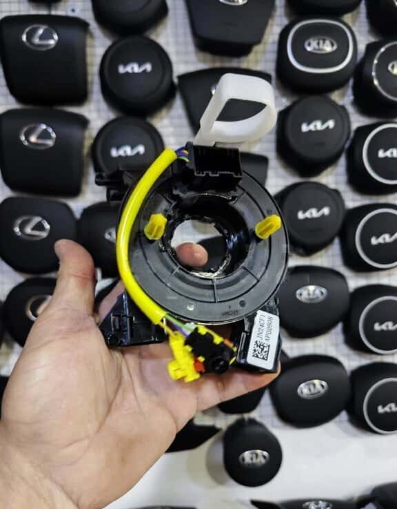 Steering wheel clock spring for Hyundai Tucson - Tenderyard