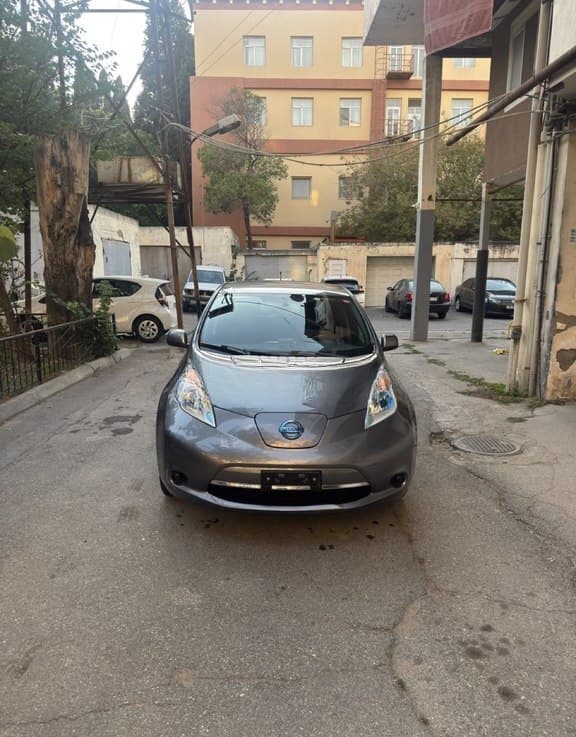 Nissan Leaf, 2015 il, 39500 km, 24 L