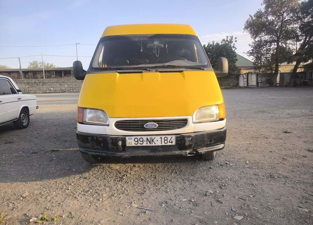Minibus Ford Transit 2.5 L 1998 - Tenderyard