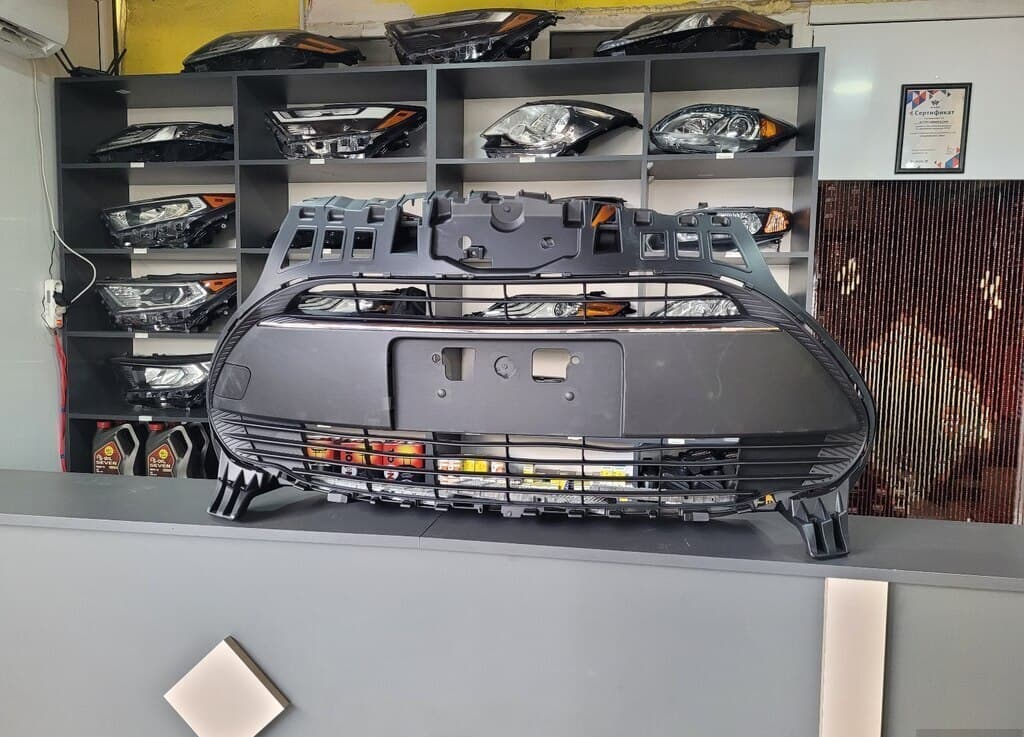 Radiator barmaqlığı Toyota Prius Aqua 2017