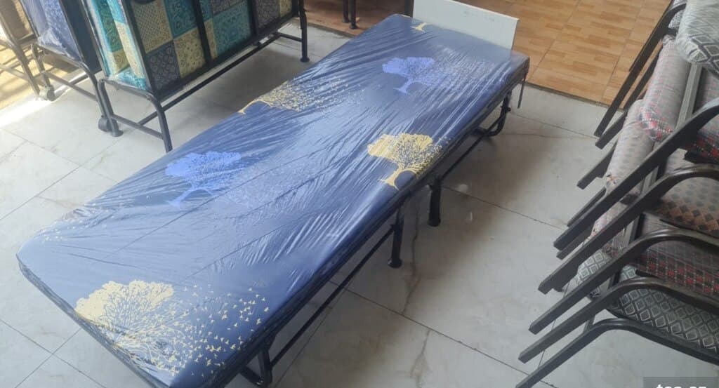 Metal çarpayı, Qarışıq rəng
