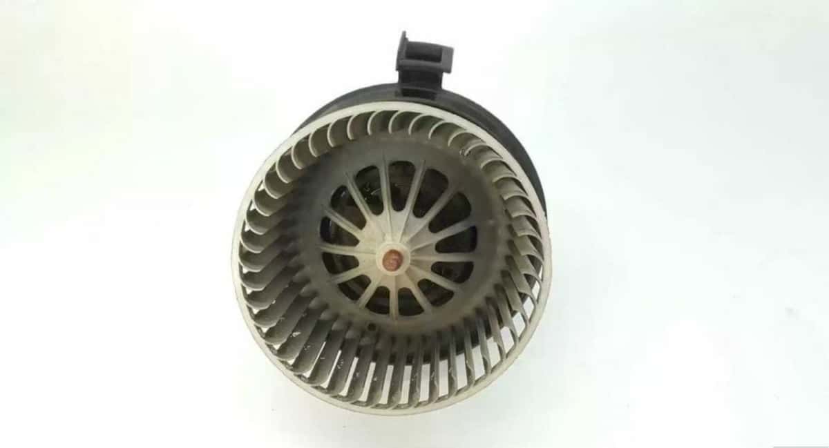 Heating system motor for Mercedes W204 / W212 - Tenderyard