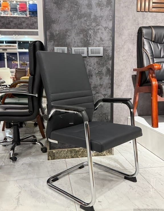 Qara rəng, Ofis üçün kreslo