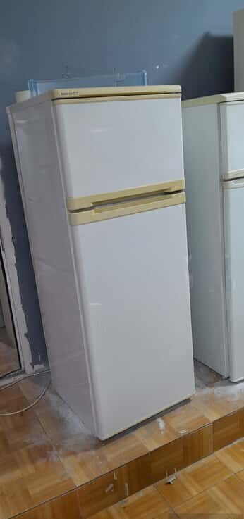 Indesit refrigerator - Tenderyard