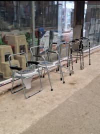 Xəstələr üçün hündürlüyü tənzimlənən yerimə aparatı (rollator) — şəkil 2