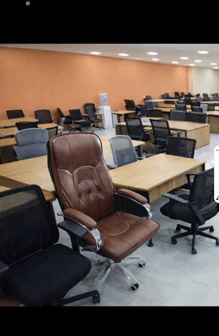 Qarışıq rəng, Ofis üçün kreslo