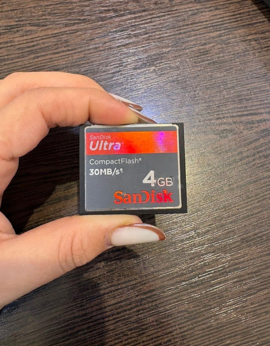128 GB yaddaş kartı