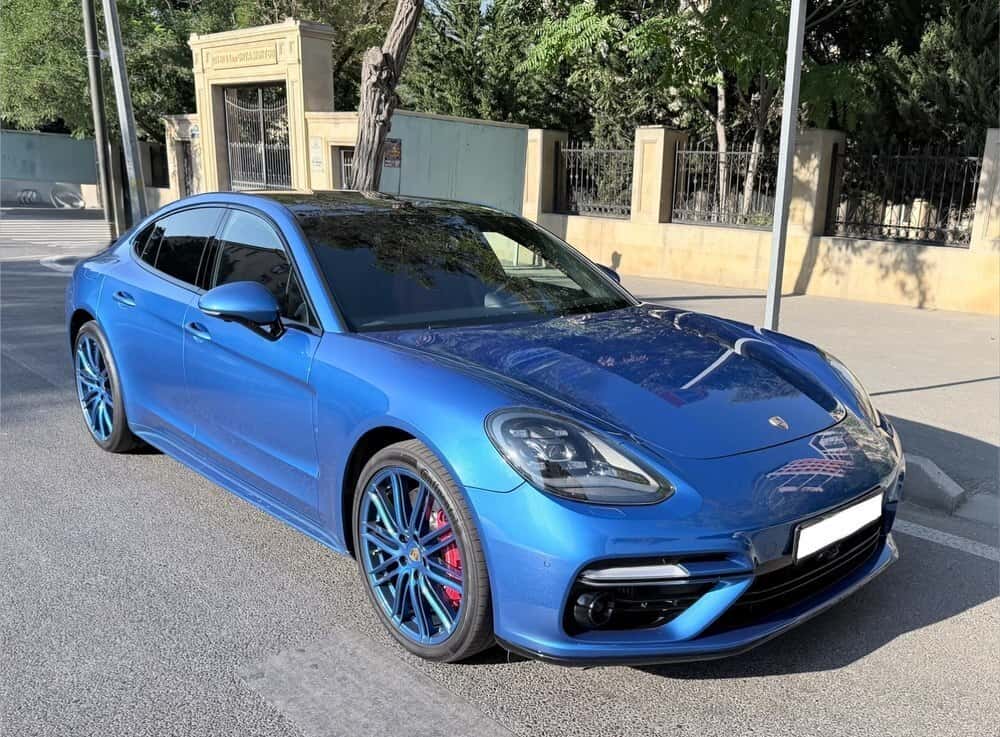 Porsche Panamera Turbo, 2018, 49000 km, 4000 L - Tenderyard