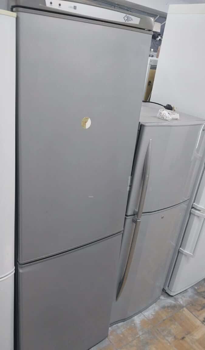 Indesit refrigerator - Tenderyard