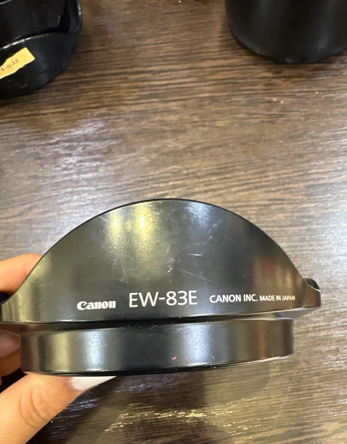 Blenda Canon EW-83E