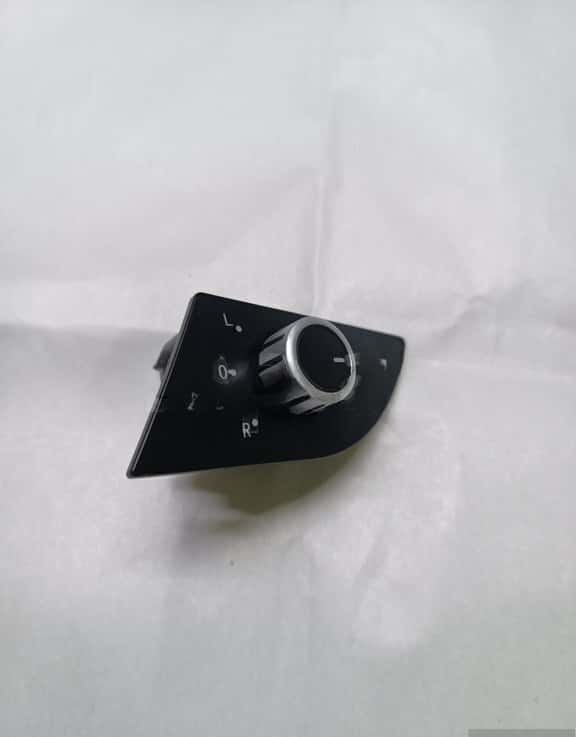 Side mirror control switch for Volkswagen Passat B7, B8, Jetta - Tenderyard