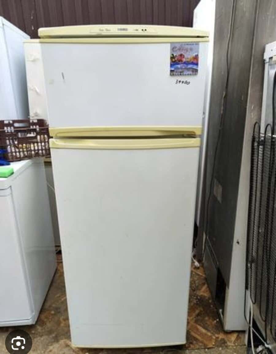 Indesit refrigerator - Tenderyard
