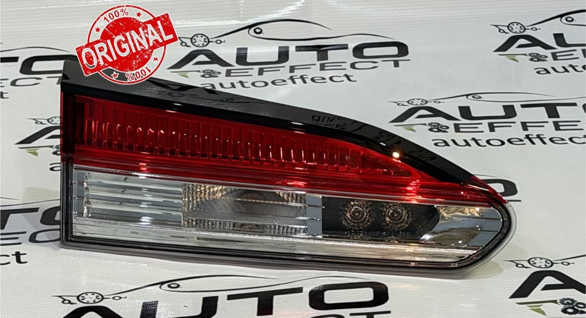 Arxa stop işığı Toyota Corolla Cross