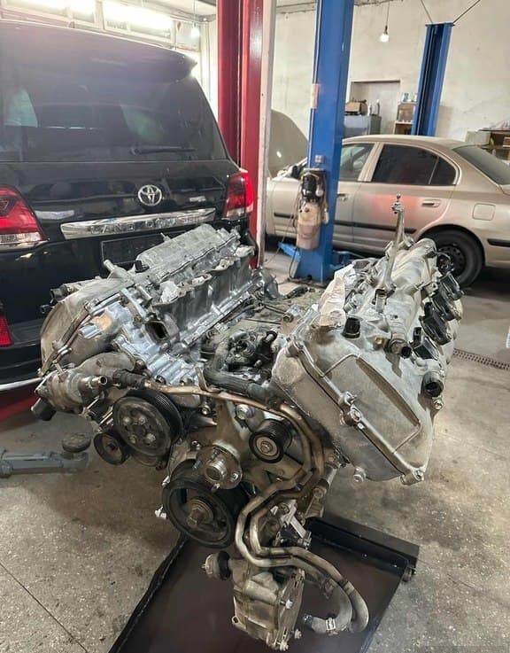 Mühərrik hissələri Lexus LX570