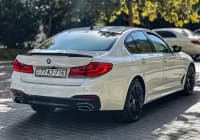 Avtomobil icarəsi BMW G30 — şəkil 6