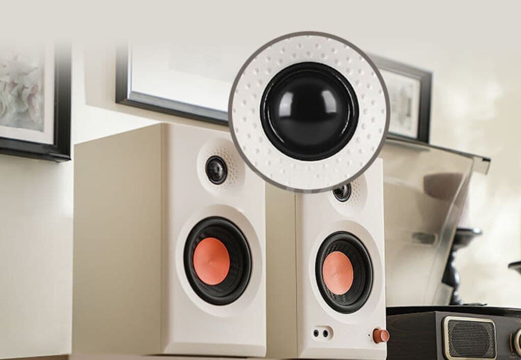 Studiya monitoru Edifier MR3 White 36W