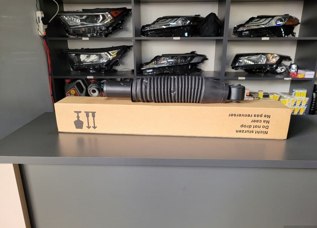 Arxa amortizator Hyundai Elantra 2011-2016