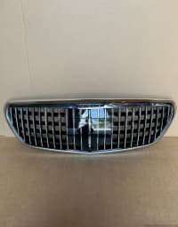 Radiator barmaqlığı Mercedes W213 Maybach 2021 — şəkil 8