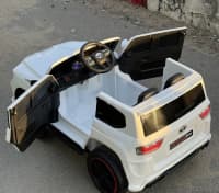 Uşaq elektromobili Toyota Land Cruiser 12V 4WD — şəkil 6