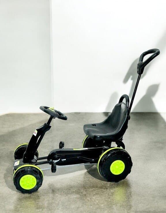 Uşaq avtomobili Babyland Top Car C-601