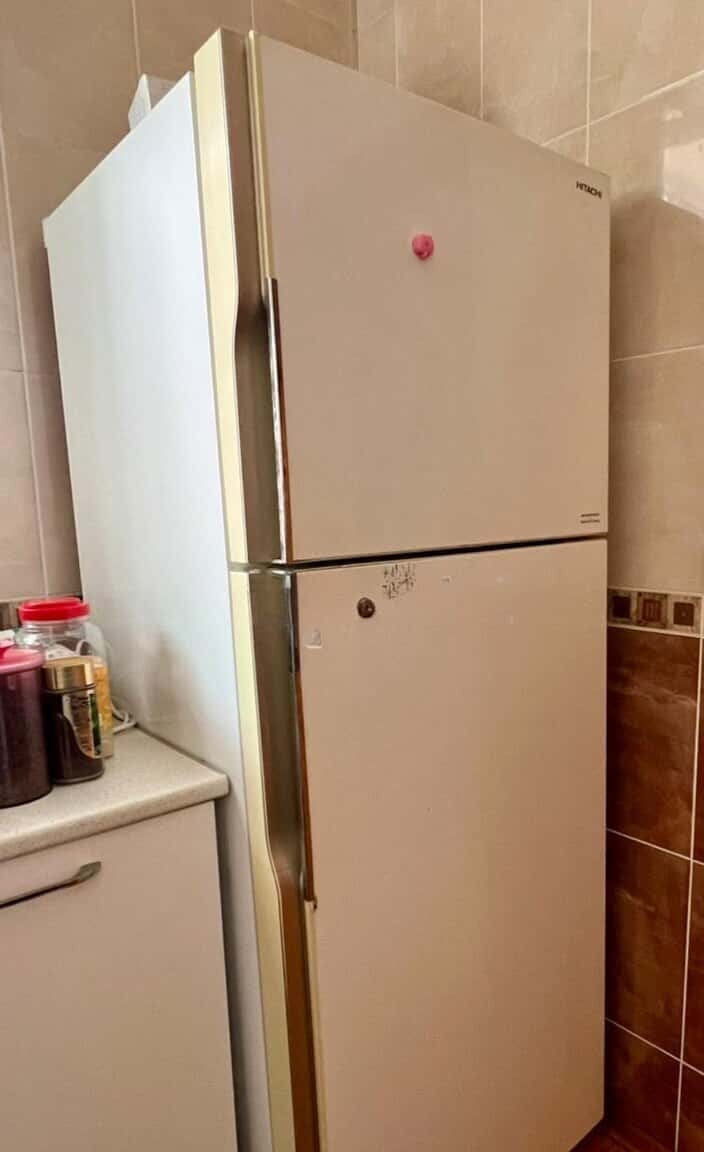 Hotpoint refrigerator - Tenderyard