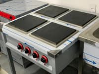 4 Gözlü Professional Elektrik Sobası 80x90x85 — şəkil 1