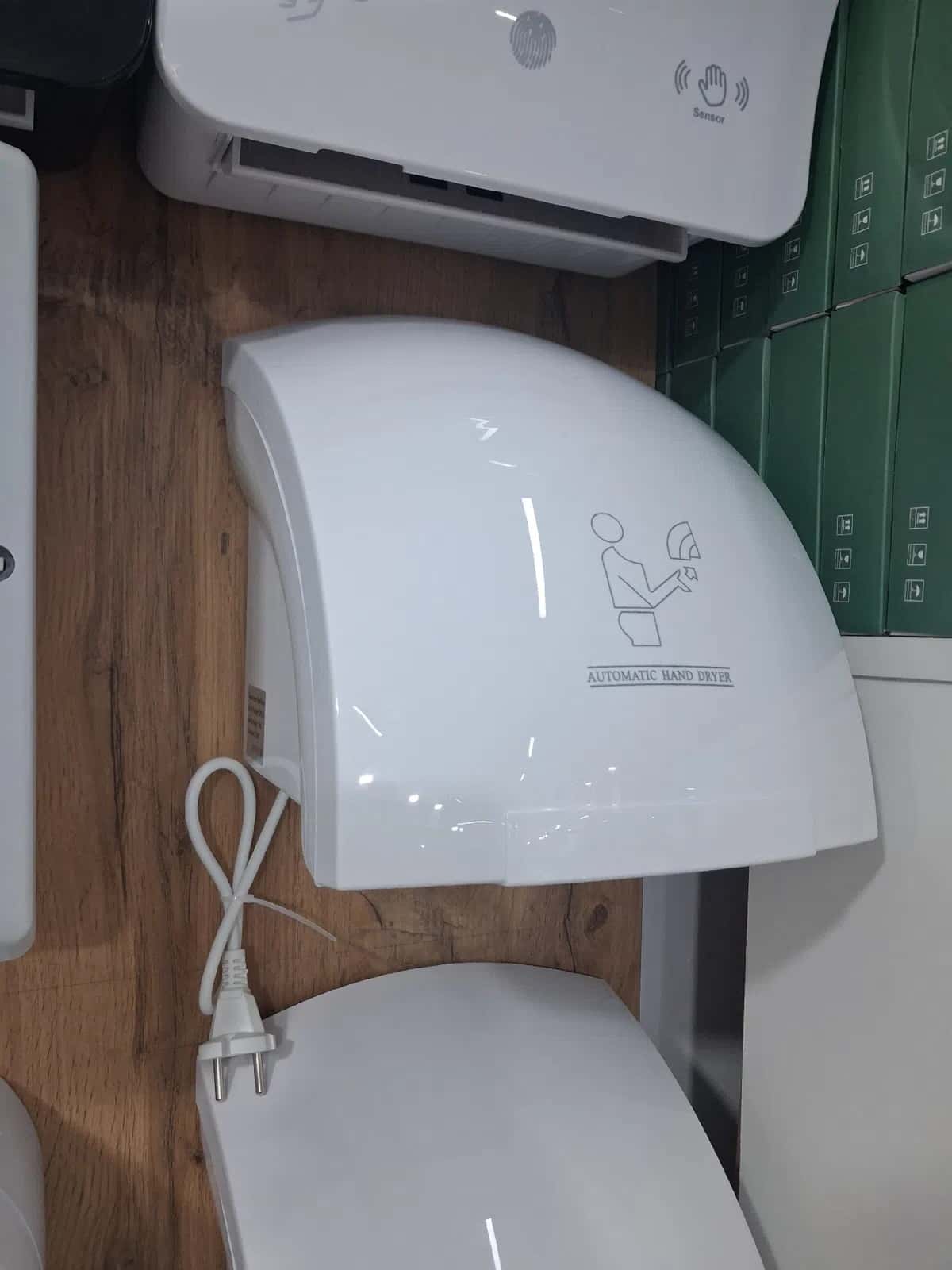 Automatic hand dryer - Tenderyard