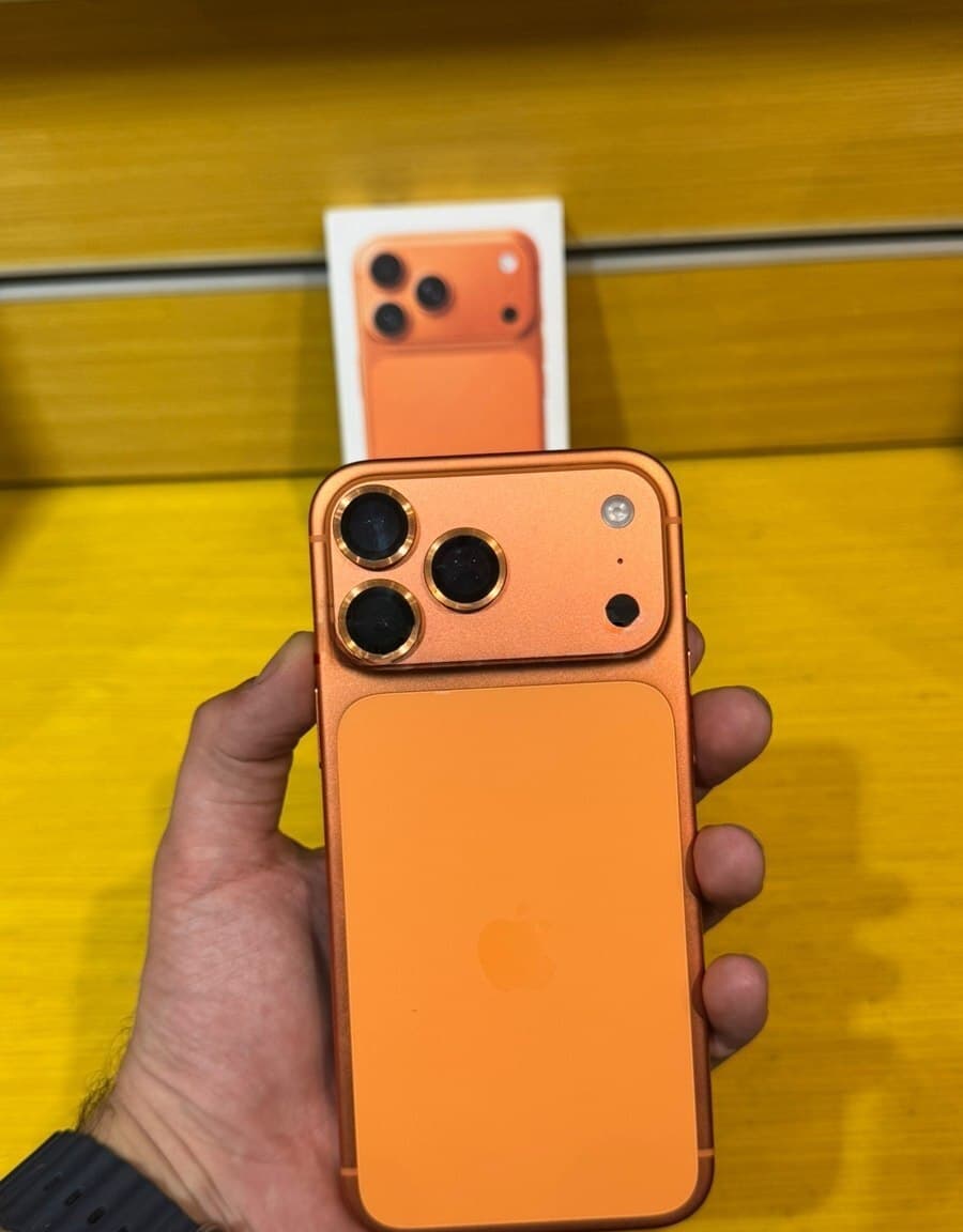 Apple iPhone 17 Pro Max, 12 GB
