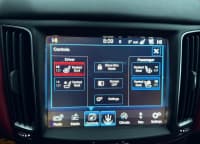 Maserati Levante, 2017 il, 98000 km, 3000 L — şəkil 9
