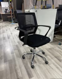 Qarışıq rəng, Ofis üçün kreslo — şəkil 1