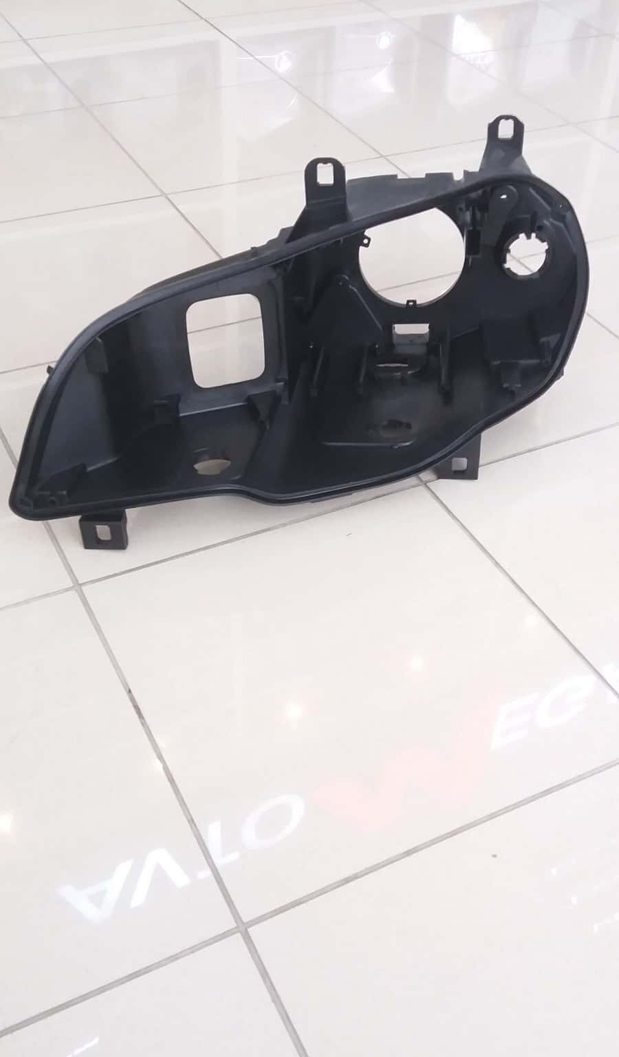 Fara korpusu BMW X5 E70 - Tenderyard