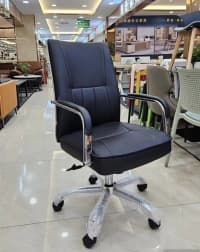 Qara rəng, Ofis stulu — şəkil 11