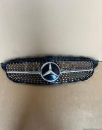 Radiator barmaqlığı Mercedes W205 — şəkil 7