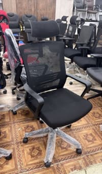 Qarışıq rəng, Ofis üçün kreslo — şəkil 2