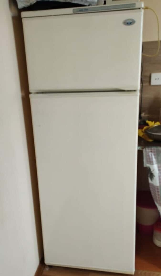 Indesit refrigerator - Tenderyard