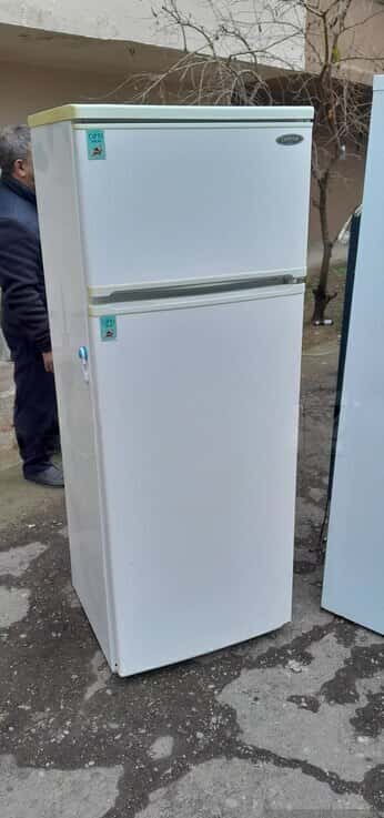 Indesit refrigerator - Tenderyard