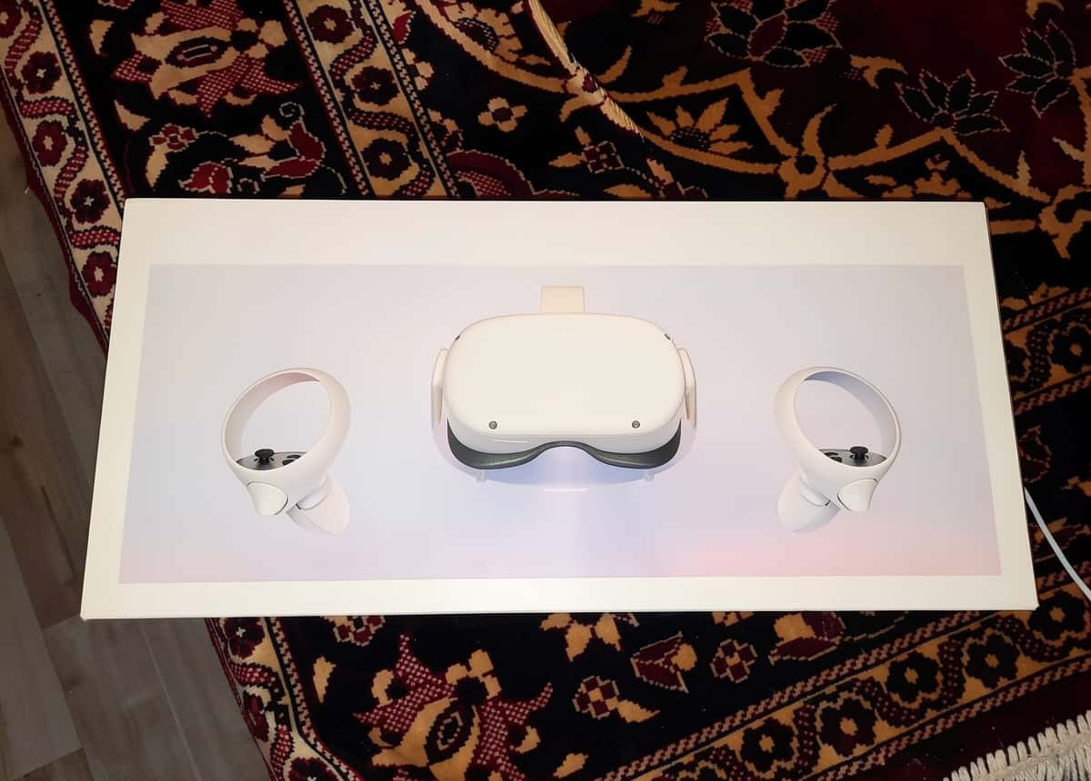 Meta Quest 2 128 GB VR Headset - Tenderyard