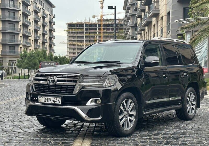 Avtomobil icarəsi Toyota Land Cruiser 2012