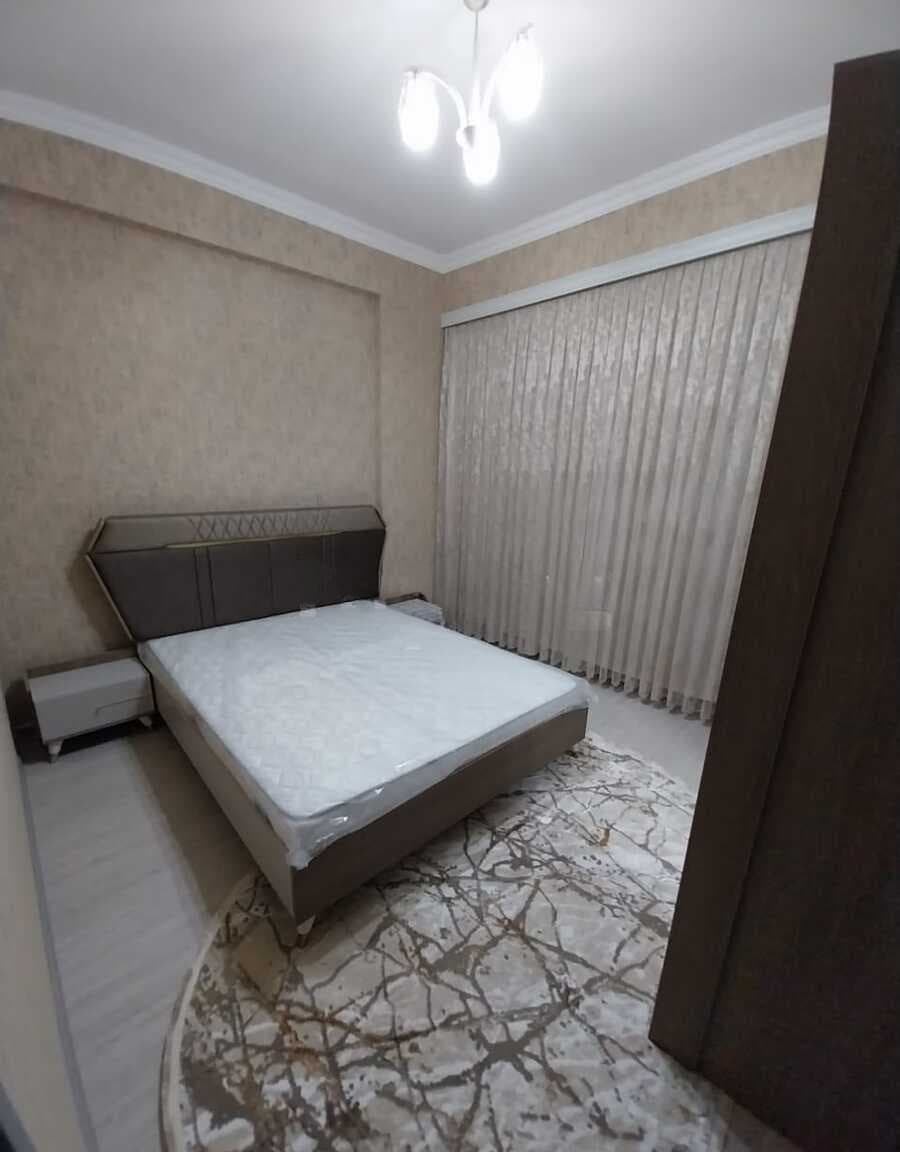 2 otaqlı mənzil 75 m² kirayə verilir