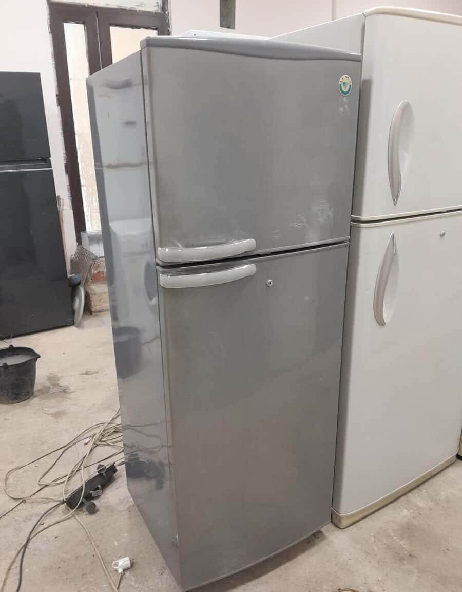 Indesit refrigerator - Tenderyard