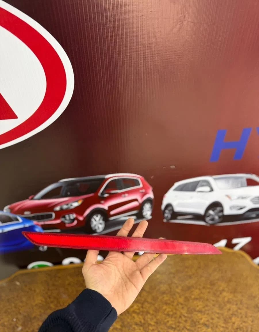 Arxa bufer əks etdirici işığı Hyundai Elantra 2016-2018