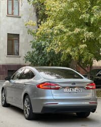 Avtomobil icarəsi Ford Fusion 2020 — şəkil 4