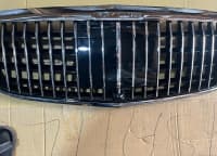 Radiator barmaqlığı Mercedes W213 Maybach — şəkil 3