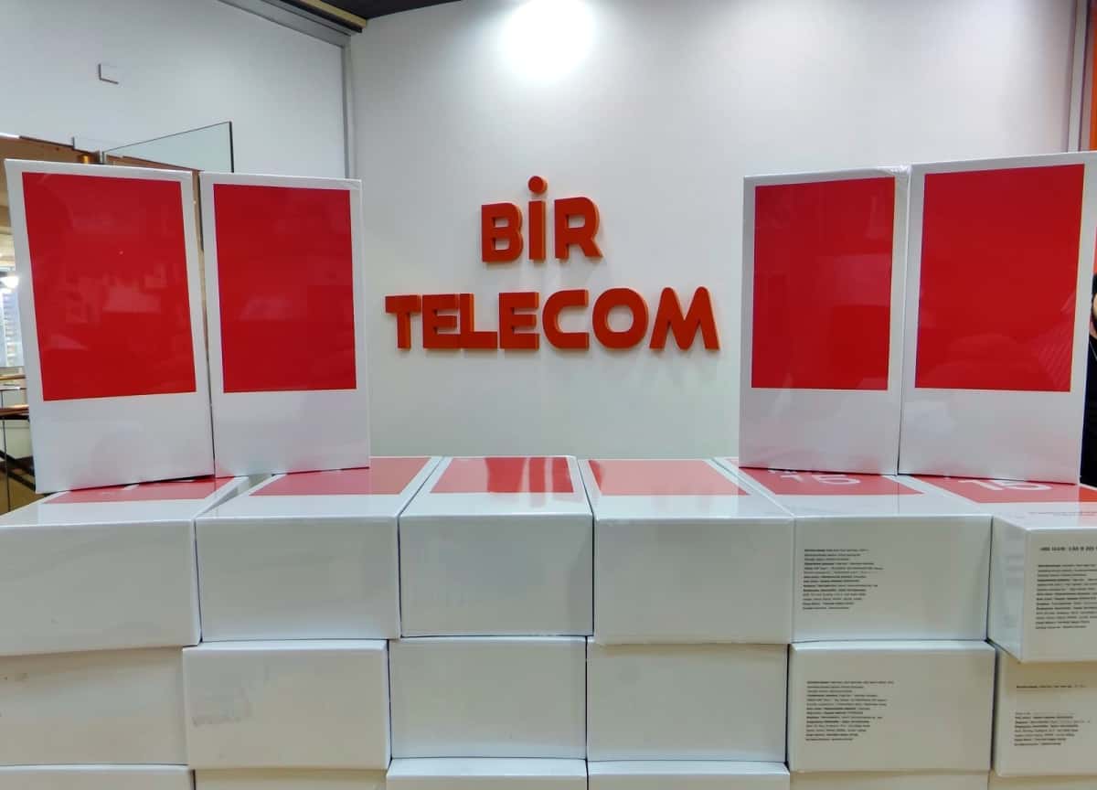 Xiaomi Redmi 15 Pro, 6 GB - Tenderyard
