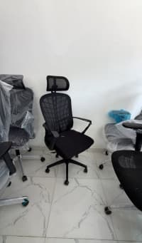 Qarışıq rəng, Ofis üçün kreslo — şəkil 1