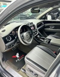 Bentley Bentayga, 2022 il, 20000 km, 4000 L — şəkil 13
