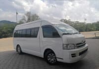 Mikroavtobus icarəsi Toyota HiAce 2015 — şəkil 1