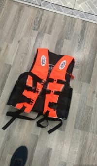 Böyüklər üçün Universal Xilasedici Jilet — şəkil 18